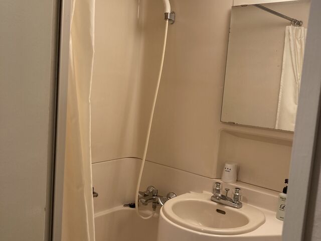 �z�e�� �����g�r���[�đ�_�z�e���@�����g�r���[�đ�