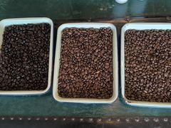 ق肳ZENERAL COFFEE STOREւ̓eʐ^1