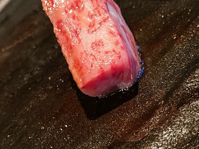 pOŏĂ邱ƂȂ_GRILL THE TOKYO WAGYU BAR OUgELEMEo[