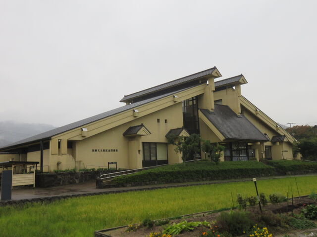 Ă̕l⒬@YLO}ق̓eʐ^1