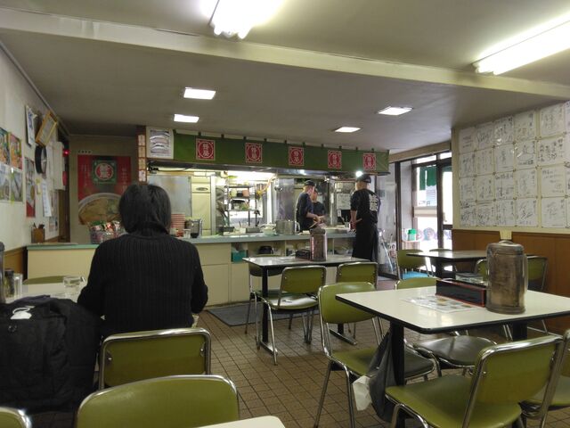 �\�t�g�ȏ��S�^�J 62�΂���̖I���@�܏�n�ƓX�̓��e�ʐ^5