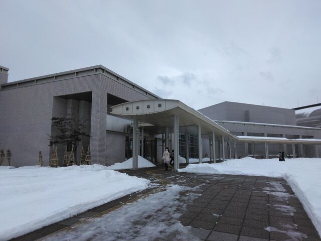 ���ɗ��h�Ȕ����قł��B_����s������