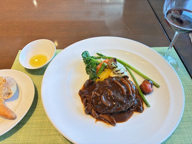 ���C���̃n���o�[�O�B�_�炩��������؂̓V���L�b��_�����G�N�Z���z�e�����}