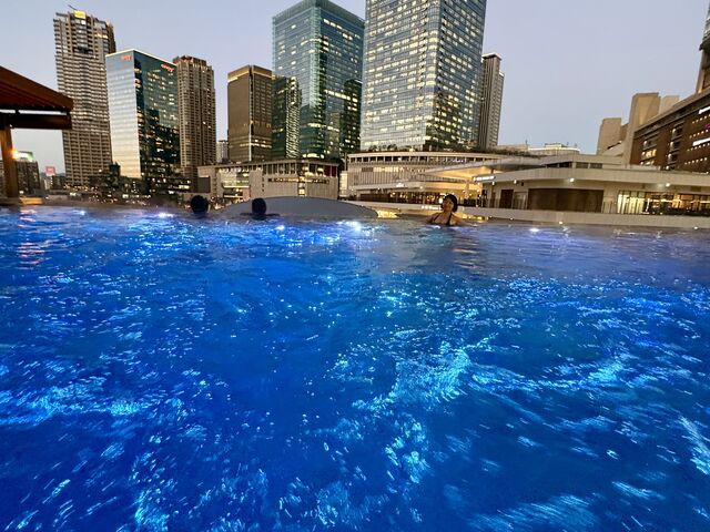 �}�W�b�N�A���[�̃L���L���C���t�B�j�e�B�v�[�����ꐄ��_���߂������� �@ Wellbeing Park