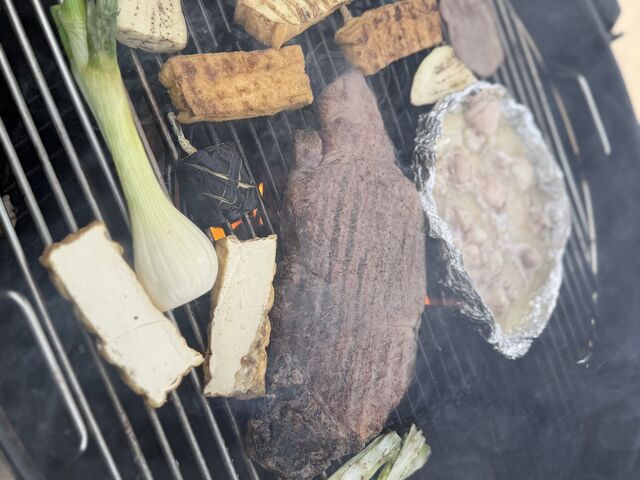 BBQ�R�������ǂ���ł���_FARMER�fS BBQ by the Farm UNIVERSAL