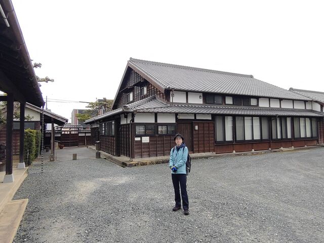 ��������̋������P�����Ƃ̓��e�ʐ^3