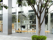 ���ށ[������̃A�[�g�Z���^�[ BUG�̓��e�ʐ^1