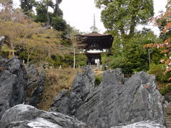 �O���`������̐ΎR����D��ւ̓��e�ʐ^1