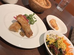 KOKO HOTEL�V�h�l�J ���X�g����BistroW�̎ʐ^1