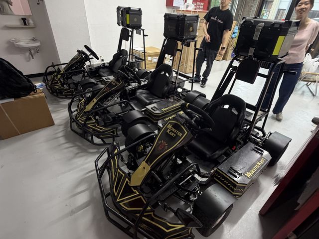EV�ő��肪�͋����ł��I_Monster Kart