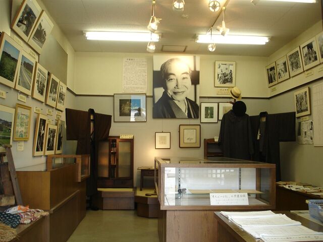 ��t�ȎO�L�O�ق̎ʐ^1