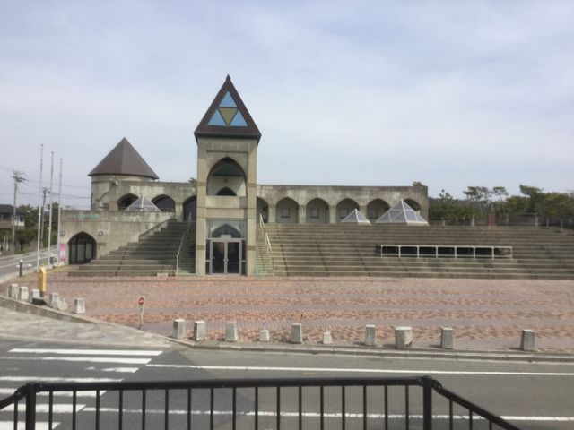 ���̍����L�O��