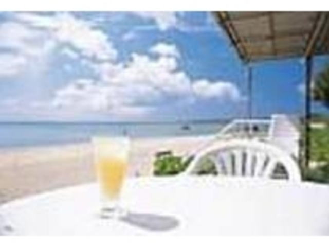 きれいな海を眺めながらゆったり過ごしたい_オン・ザ・ビーチ ルー