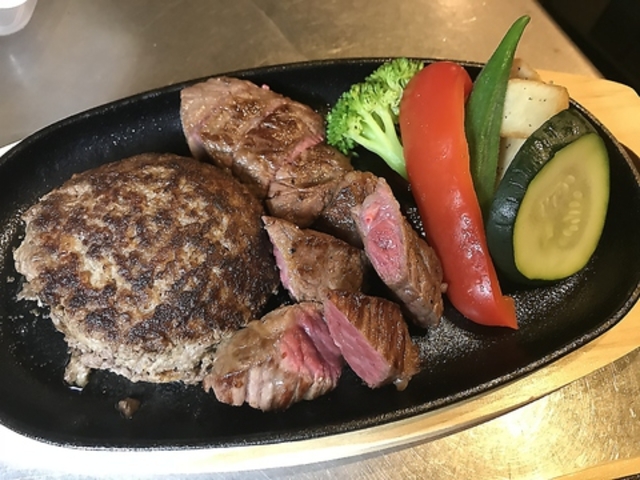 Li[JtF Canary Cafe ̎ʐ^1