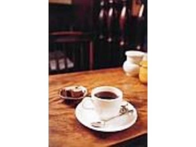 �����ȁw�R�[�q�[�Z�b�g�x������I_�h�ƃR�[�q�[�@�܂��