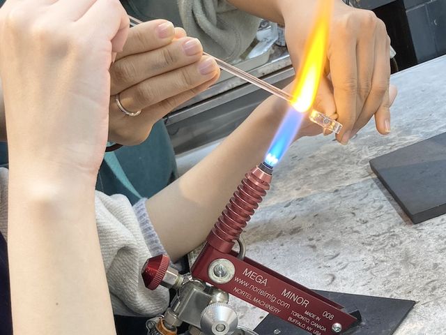 �K���X�X�^�W�I�@�u���G�̎ʐ^1