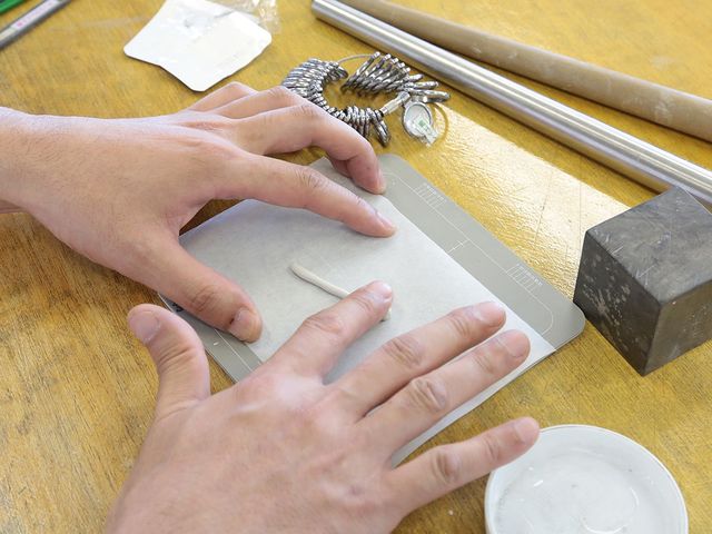 �A�[�g�N���C�V���o�[���Ђ���ɂ���H��_�A�[�g�N���C�H�[�{���{������