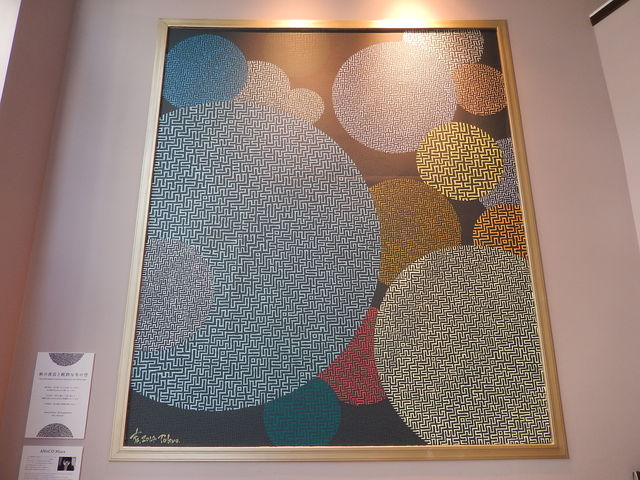 �X���̃A�[�g��i����I�ɃA�[�e�B�X�g���񂪃x���W���~�����[�A�̓h�����g���X���̕ǂɍ�i��`���܂�_�x���W���~�����[�A�R�t���b�O�V�b�v�V���b�v