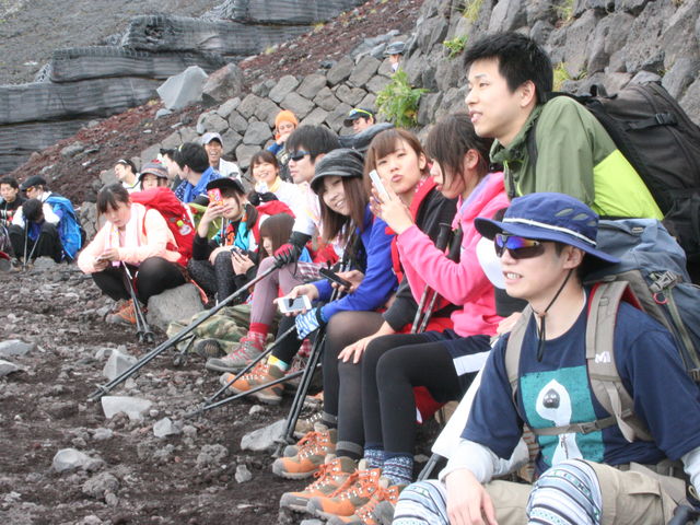 �x�m�R�o�R�p�i�����^���V���b�vLaMont