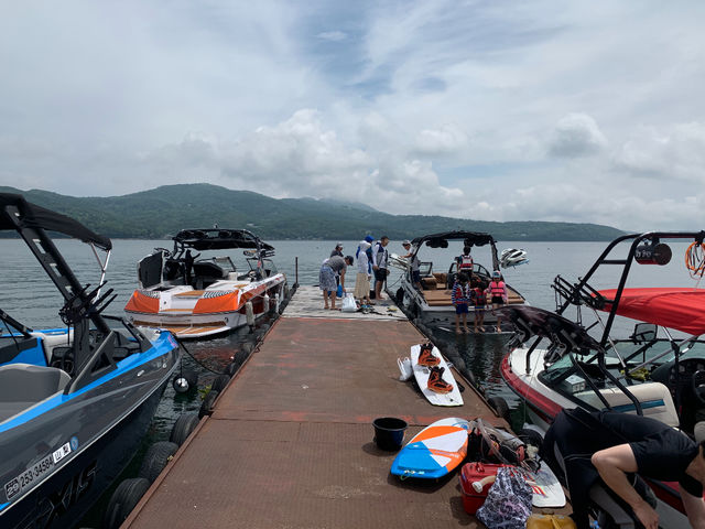 �؂₩�ȃ{�[�g�����ԃ}���[�i�V��_�R���΃��b�g�n�[�o�[