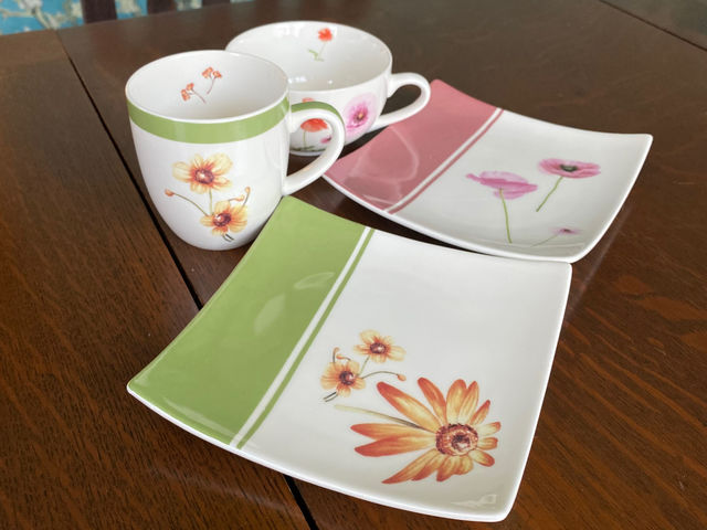 �������̕��Ń}�O�ƃv���[�g���������̃I���W�i���ł��B���q���܂̍�i���_�A�g���G�u���[�~���O