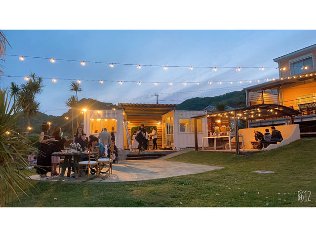 east garden
�O���[�v�ł݂̑��؂���ł��܂�_�p�[�����B���b�W