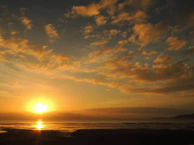 �C�̏�ɕ�����ł݂�[���͍ō���_�Ί_�����W���[�K�C�hESCAPE