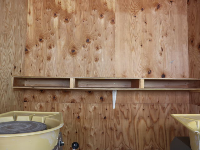 �F���{�⓹�������悤�Ɉ����o����ݒu���Ă܂��B�ߏ��̑�H����ɐݒu���Ă��������܂����B_�������|����