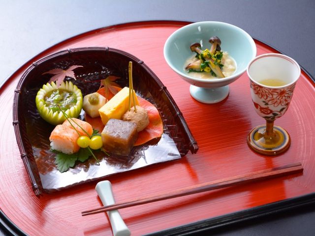 �H�ʉ�ȁ@�H�O���A��t�A�O��_�쉁�� �����U�z�e��