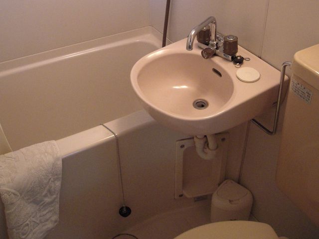 �q���ɂ́@���j�b�g�̃o�X�E�g�C���E���ʕt_���]�y���V�����@�A�p�b�`