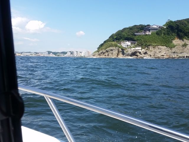 �{�[�g�̑�����p�`���I�΂��f����]�̓��ł��B_�]�̓����[�^�[�{�[�g����