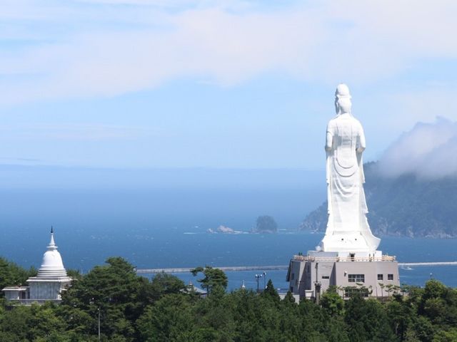 ���Α�ω�_�l�ׂ̗����h�󗈊�