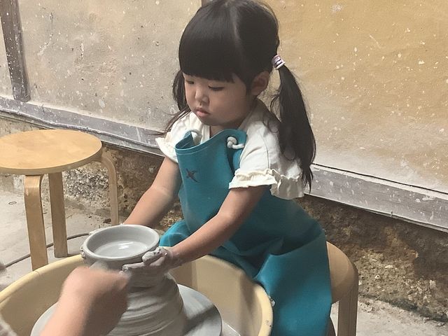小さな子さんから楽しめます_オンリーワン陶芸教室