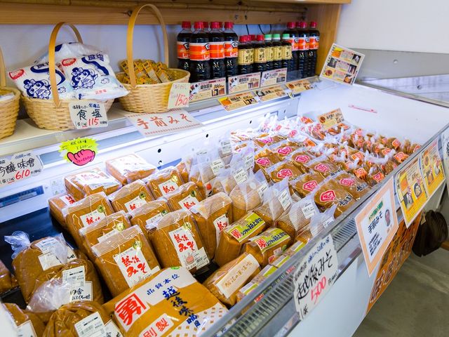 �ʕ����؁A���H�i�ɂ��ԂȂǃA�O���p�[�N�ŗV�񂾂��Ƃ͂��y�Y�w���ɂ��ЁA�����p���������B_�V���s�A�O���p�[�N