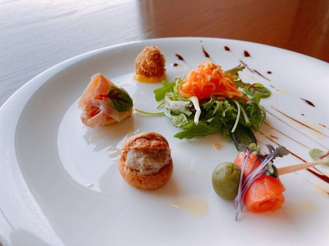 �t�H�[�V�[�Y���b�O��_�z�e���j���[�I�[�^�j����