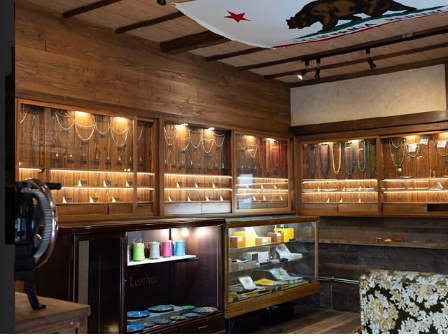 �A�N�Z�T���[�̌��H�[MALLIEYAN�y�}���[�����z