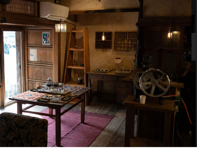 �A�N�Z�T���[�̌��H�[MALLIEYAN�y�}���[�����z