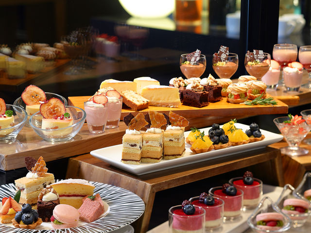 fU[gubtFC[W [j[[NJtF]_IG^zeL