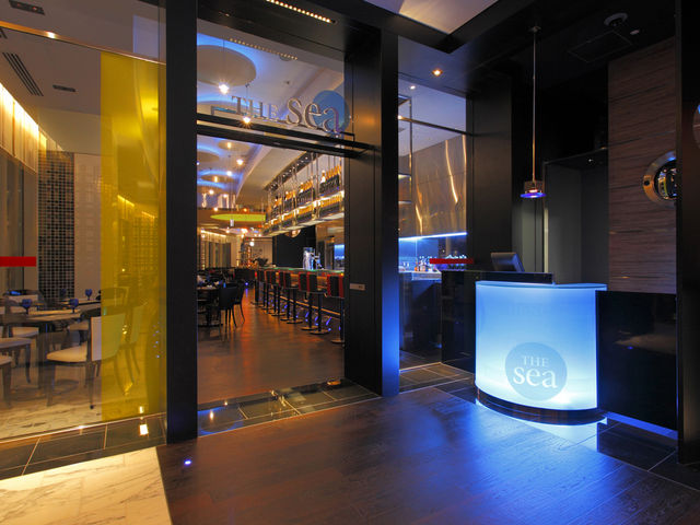 �G���g�����X_�j���[�I�[�^�j�C�����l�v���~�A���@���X�g�����@THE�@sea