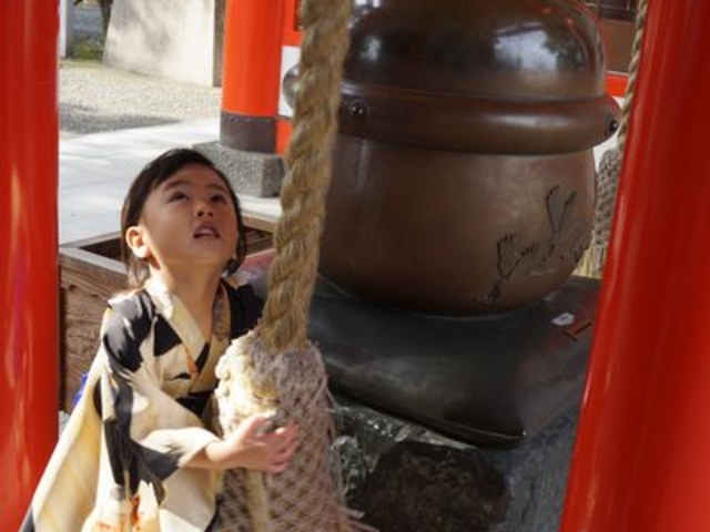 ���{��̑��B���蔪���_�Ђɂ�_�ނ炳����