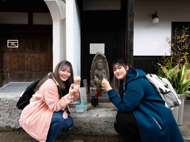 ����̊X�͂��т��l��������Ƃ���ŏo��܂�_�i���j����^�N�V�[