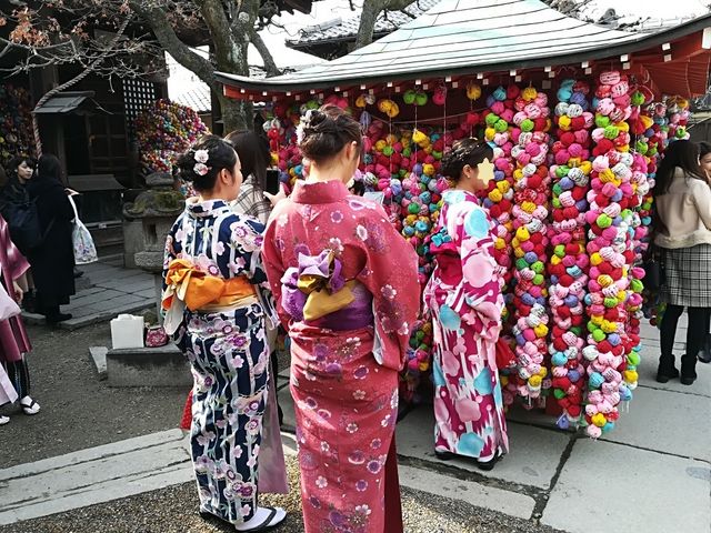 ����M�\���̓��킢_�� ���s�ό��^�N�V�[