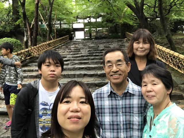 ���ǂ����Ƒ��l�̌��łЂ������ƃh���C�o�\���I_�� ���s�ό��^�N�V�[