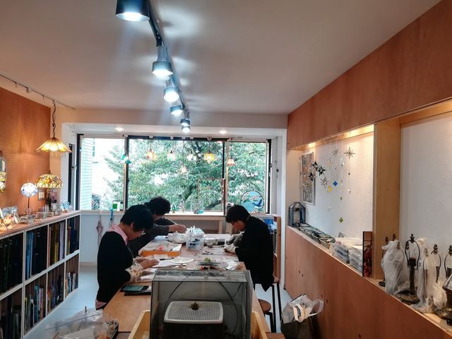 �l�l������ƃe�[�u��2��K���X��葵��300���_�X�e���h�O���X MilleNeige