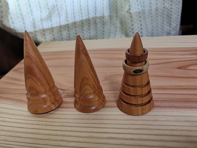 �Δn���}�l�R�H�[