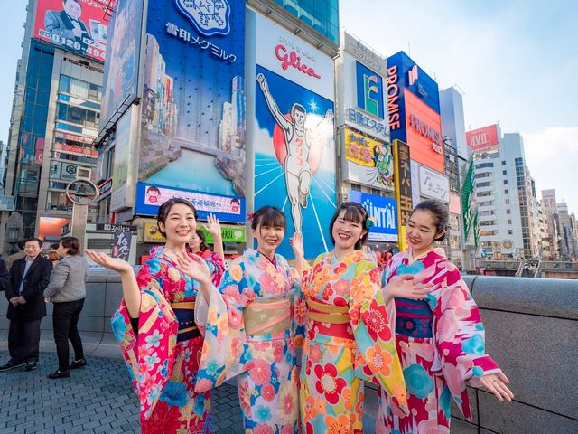 ���a����