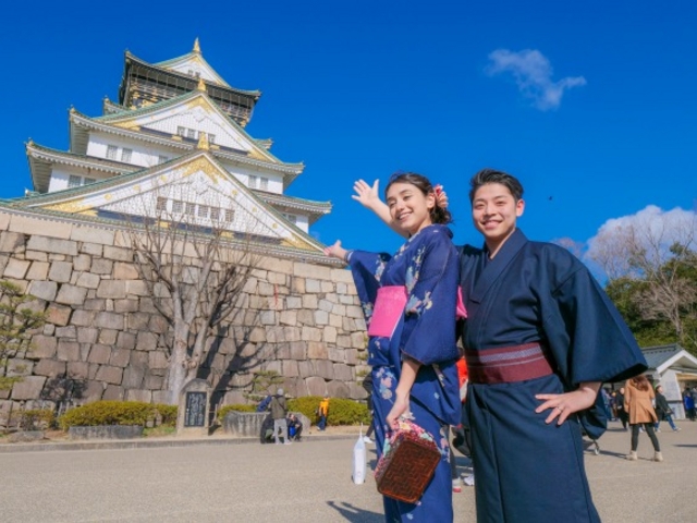 ���a����