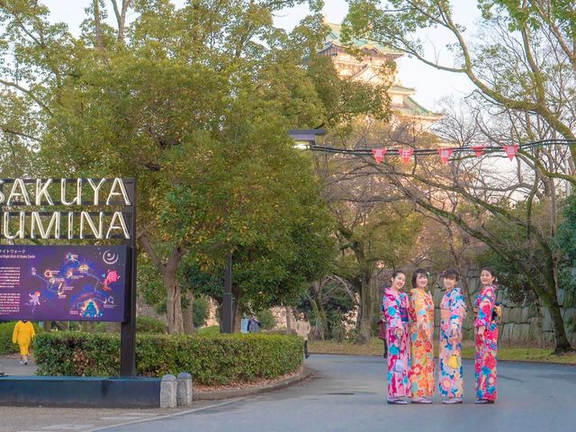 ���a����