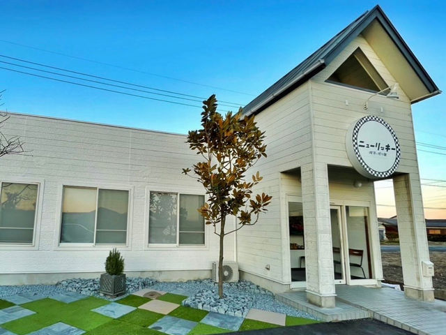 �S�X�˂����������j���[���b�L�[�́A�}�J�C�r�[�`����Ԃ�5���̂Ƃ���ɂɂ������܂��I SUP�ŗV�񂾌�́A���������ς��������������`�����ܖ����������B_sup eat stay OREGAYAREBA