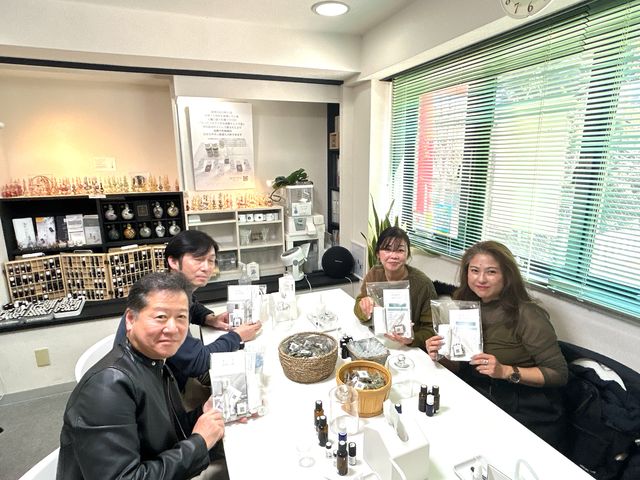 ���Ƒ��ł̑̌����劽�}�ł��B_Eucalyblue aroma.t ����